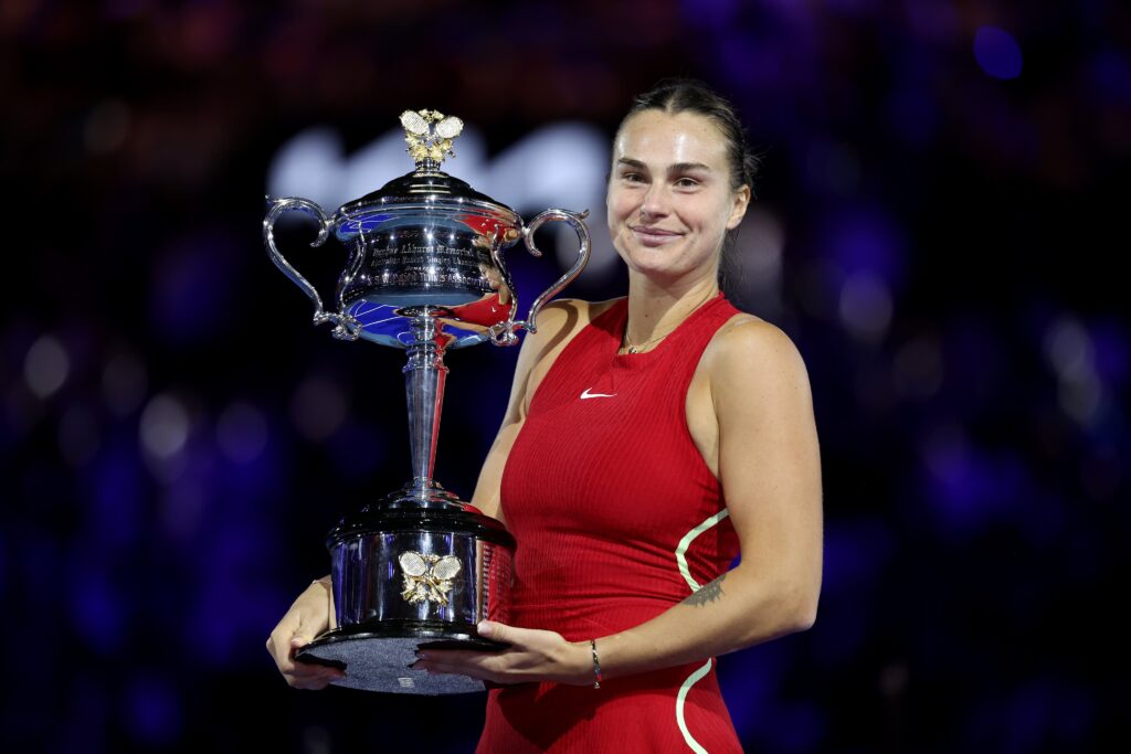 Aryna Sabalenka, Zheng Qinwen’i mağlup ederek Avustralya Açık şampiyonluğunu korudu